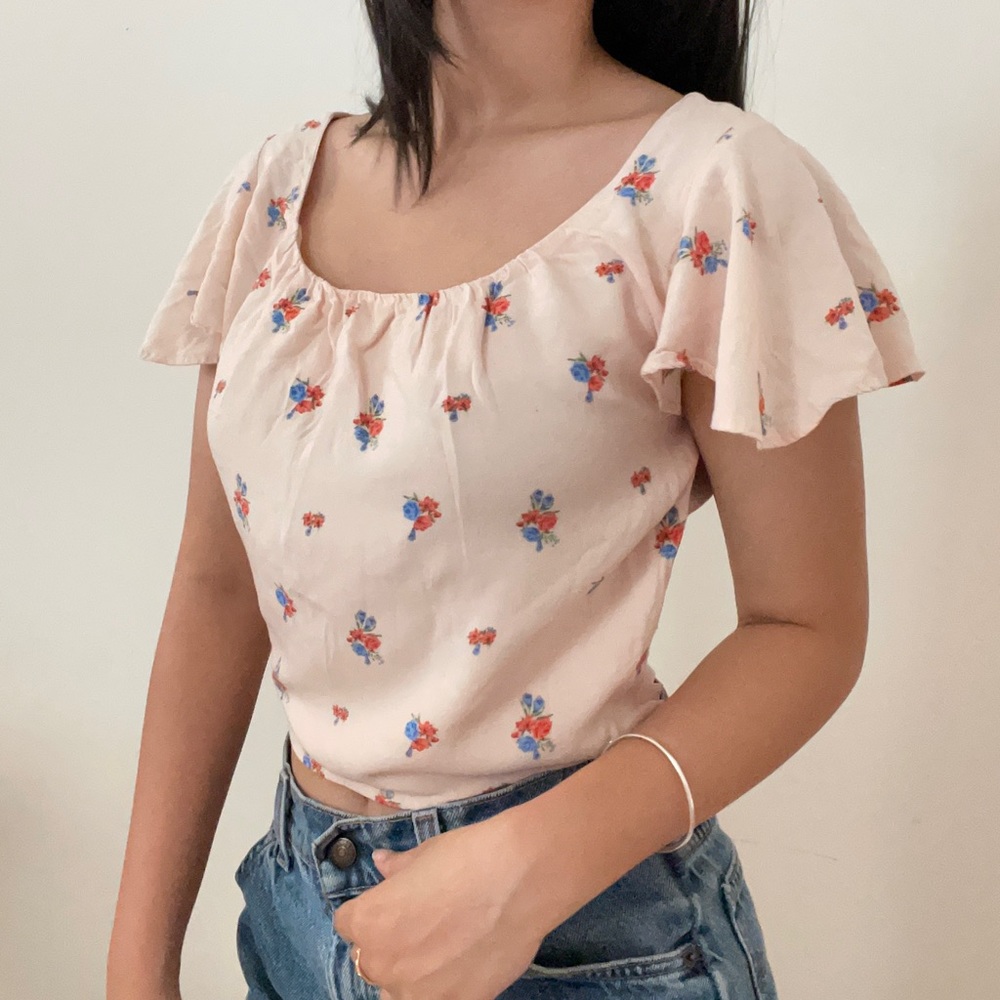 Forever 21 Pink Floral Crop Top